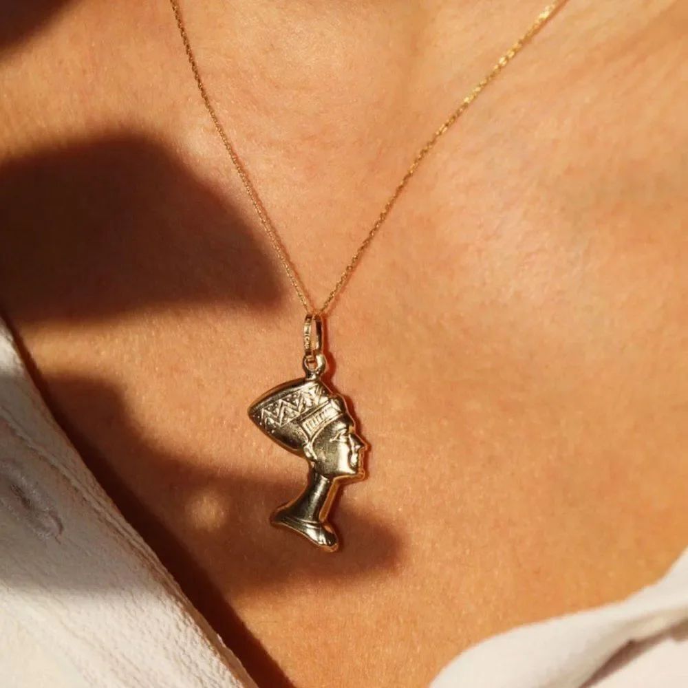 Nefertiti 14k Solid Gold Pendant perfect gift